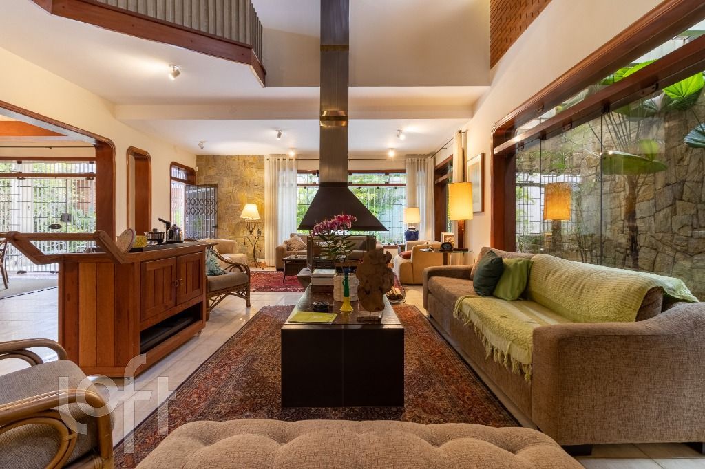 Casa à venda com 4 quartos, 439m² - Foto 4