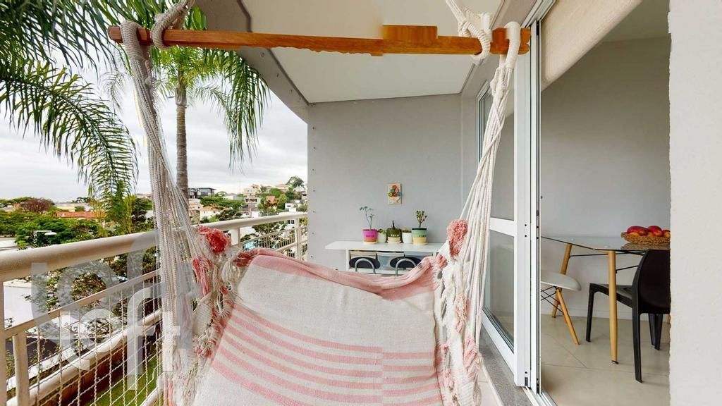 Apartamento à venda com 1 quarto, 70m² - Foto 32