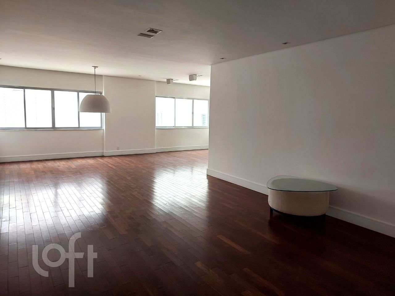 Apartamento, 3 quartos, 220 m² - Foto 1