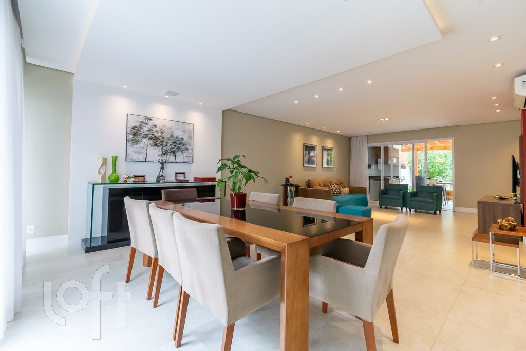 Casa à venda com 4 quartos, 332m² - Foto 15