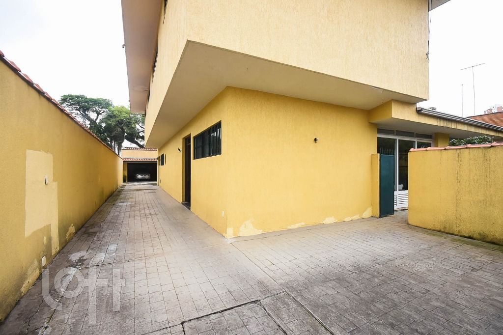 Casa à venda com 4 quartos, 363m² - Foto 25