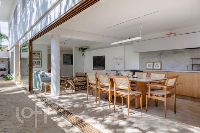 Casa, 3 quartos, 427 m² - Foto 1