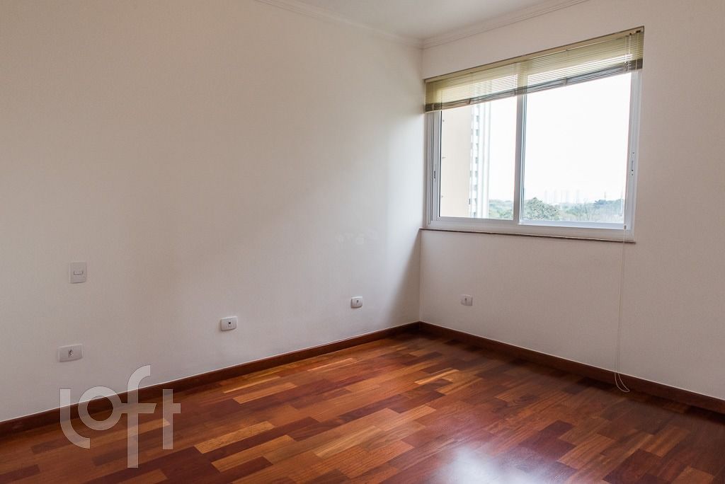 Apartamento à venda com 3 quartos, 165m² - Foto 12