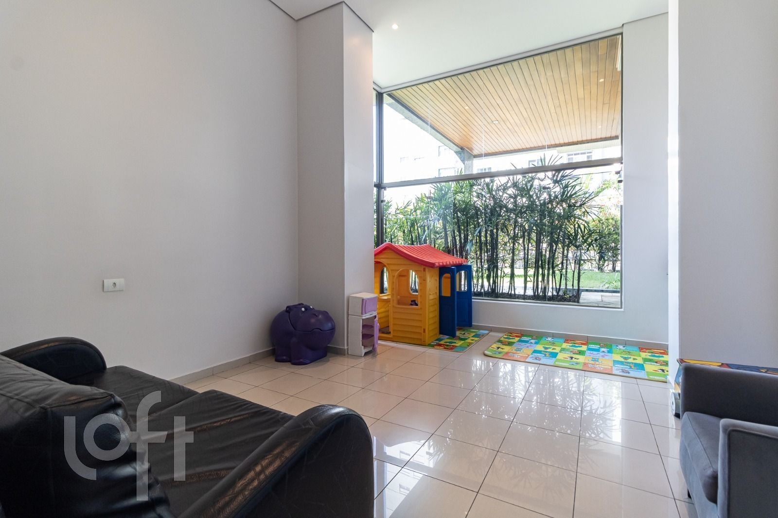 Apartamento à venda com 3 quartos, 140m² - Foto 17