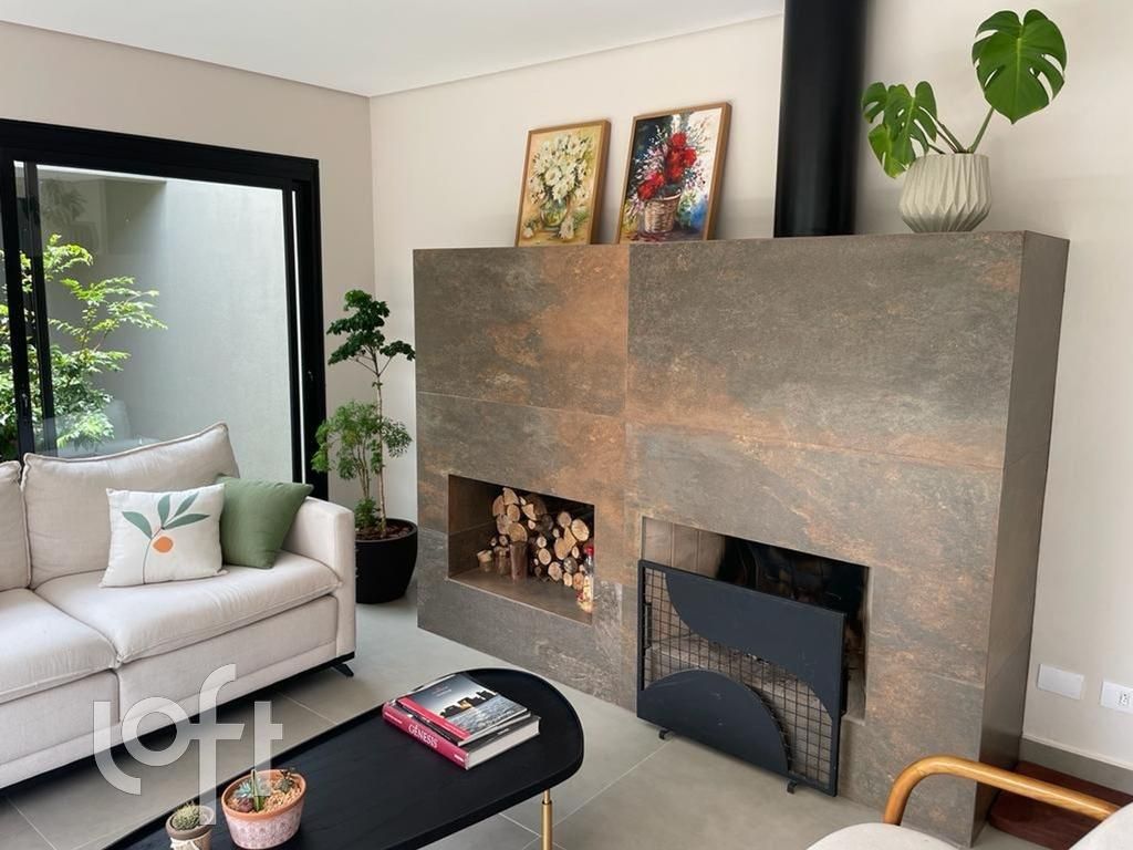 Casa, 3 quartos, 240 m² - Foto 1