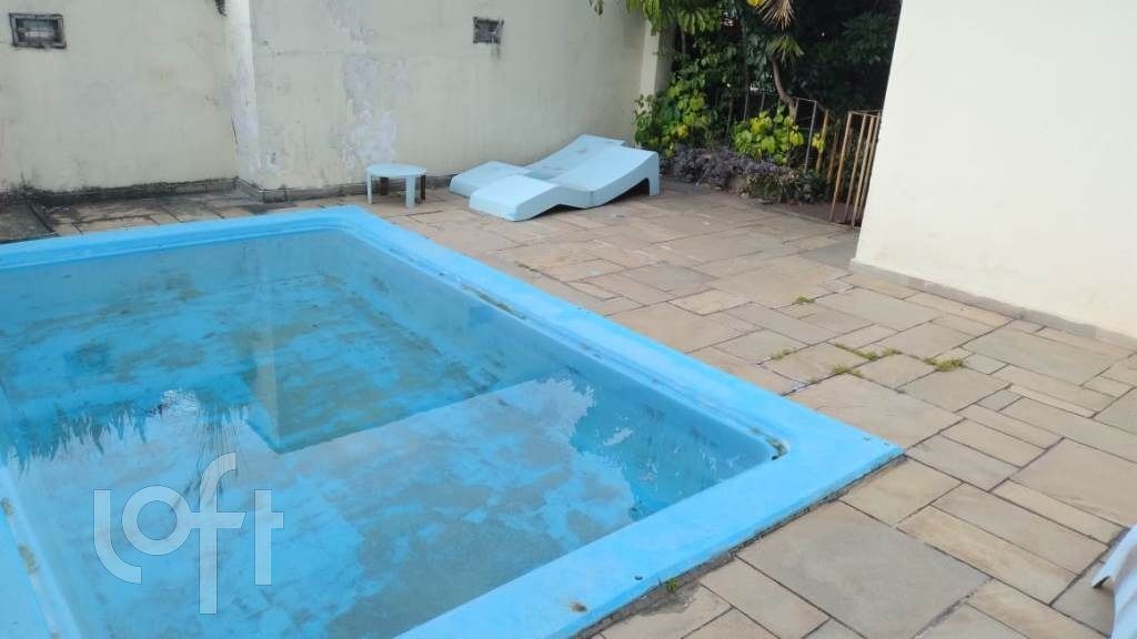 Casa, 4 quartos, 215 m² - Foto 1