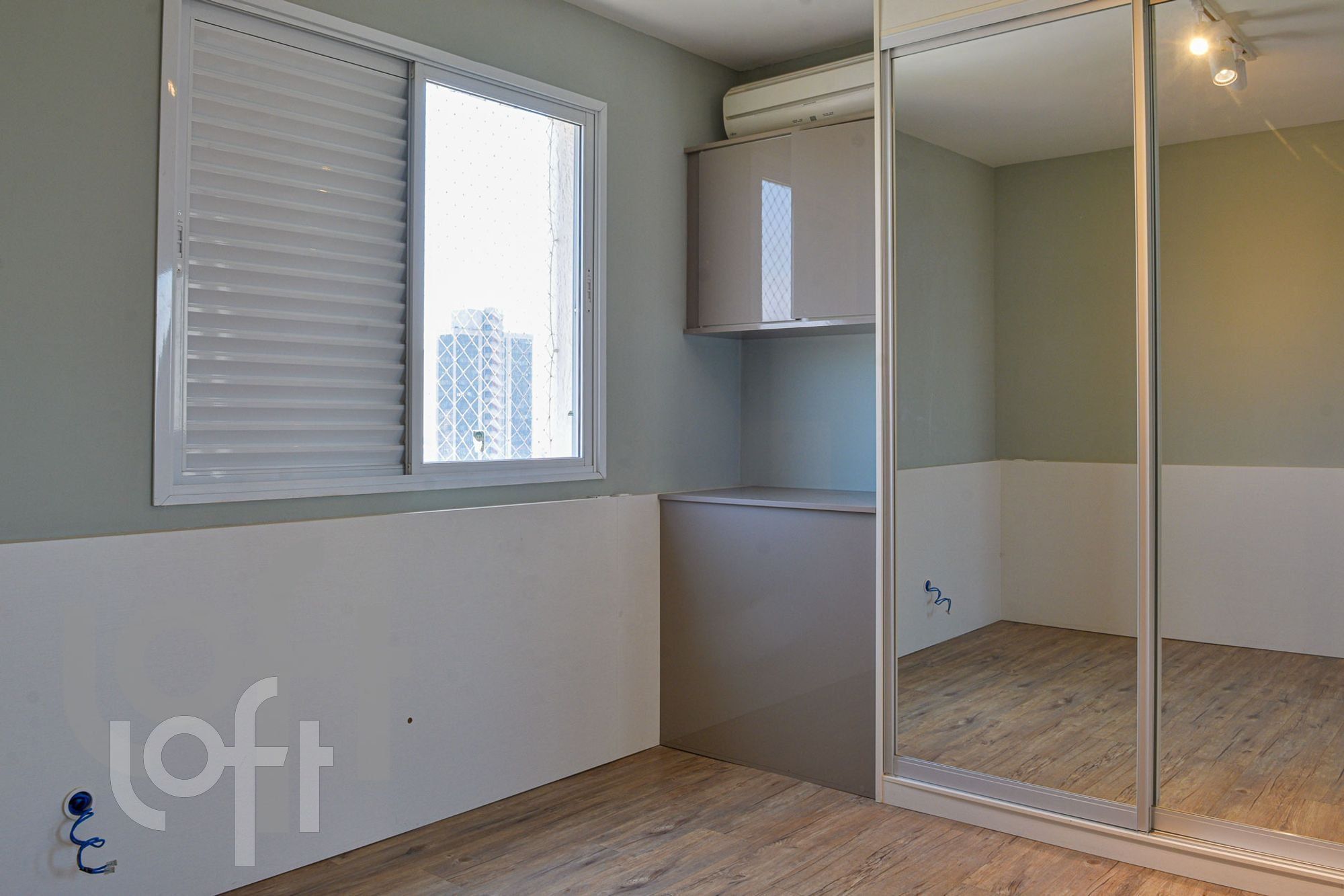 Apartamento à venda com 3 quartos, 200m² - Foto 9