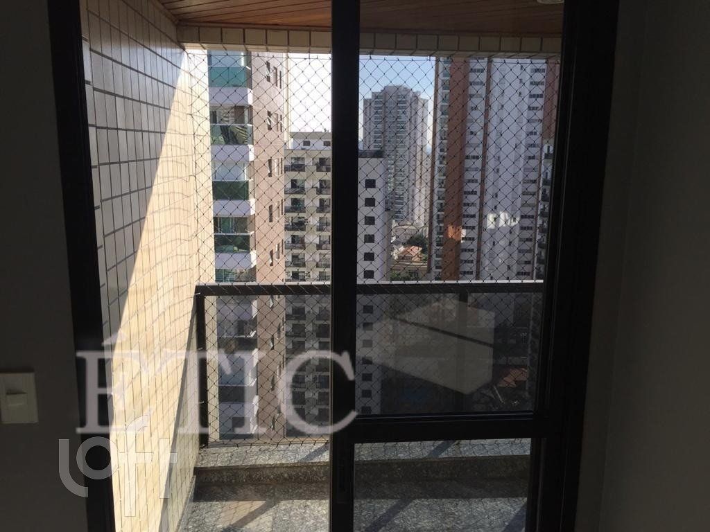Apartamento à venda com 3 quartos, 106m² - Foto 9