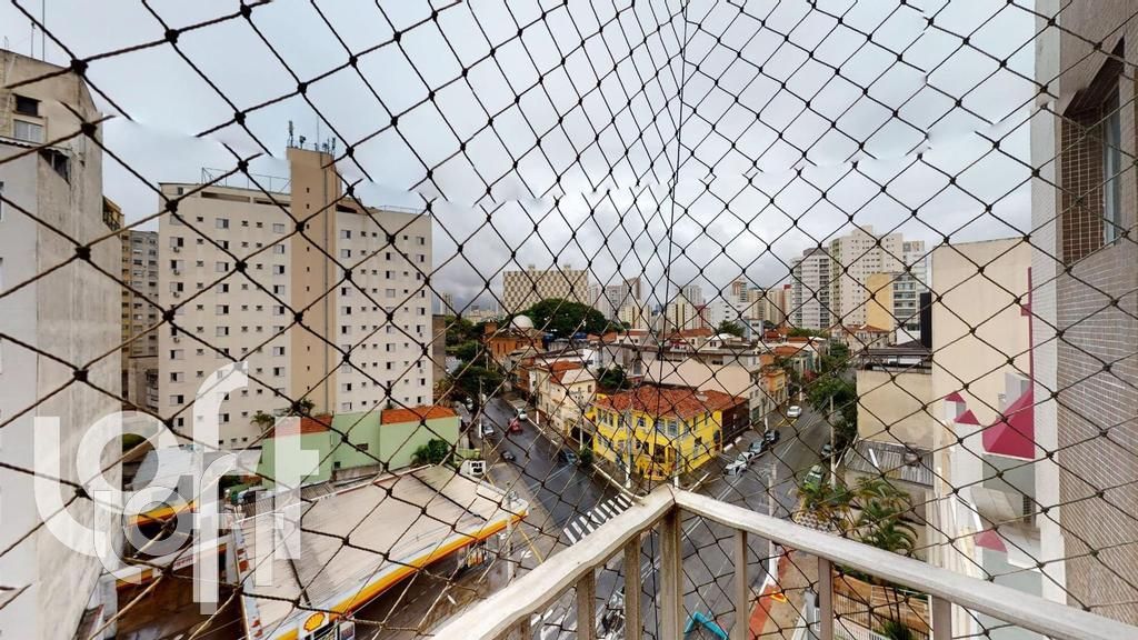 Apartamento à venda com 2 quartos, 64m² - Foto 1