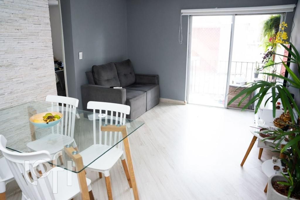 Apartamento à venda com 2 quartos, 50m² - Foto 19