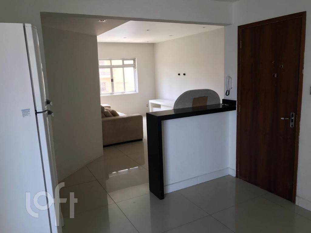 Apartamento à venda com 2 quartos, 82m² - Foto 5