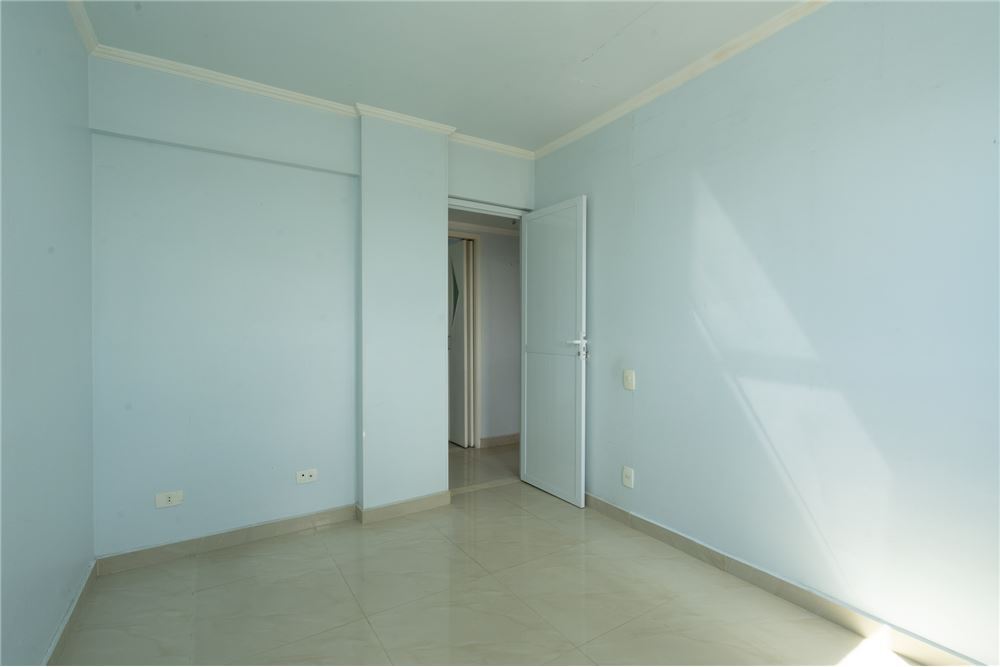 Apartamento à venda com 3 quartos, 90m² - Foto 6