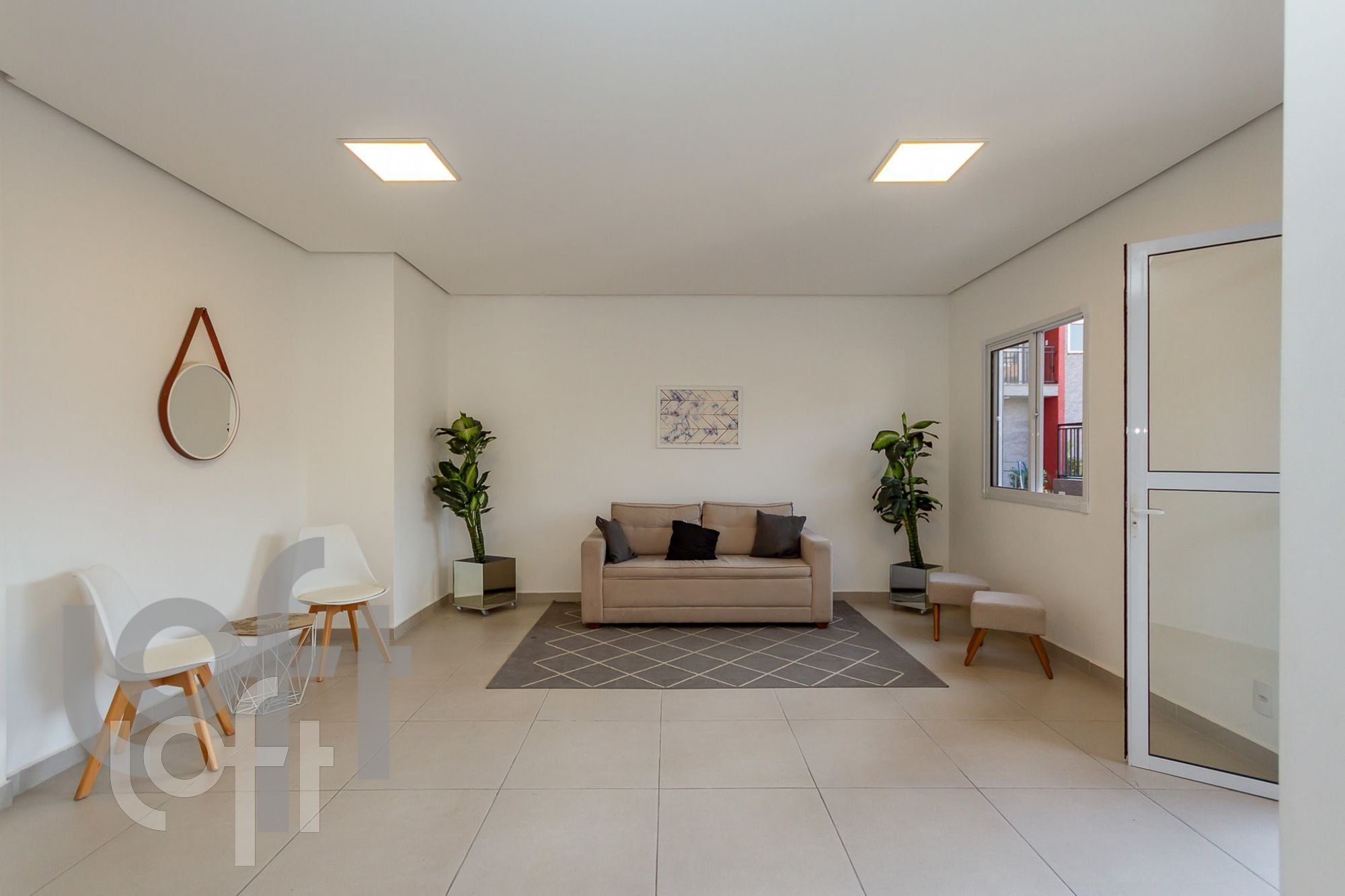 Apartamento à venda com 2 quartos, 40m² - Foto 37