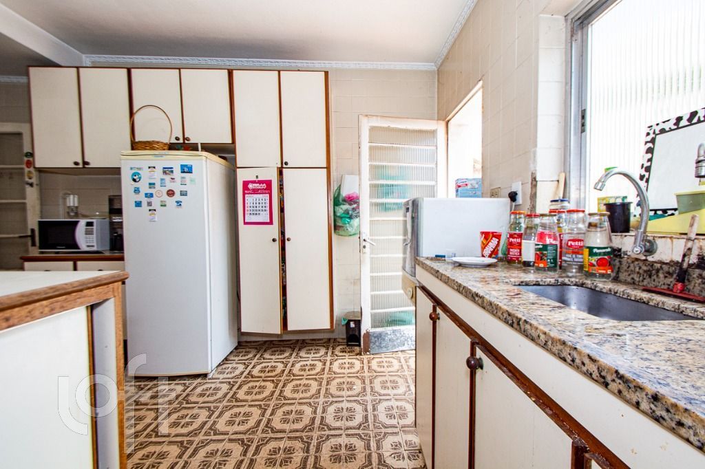 Casa, 3 quartos, 260 m² - Foto 18