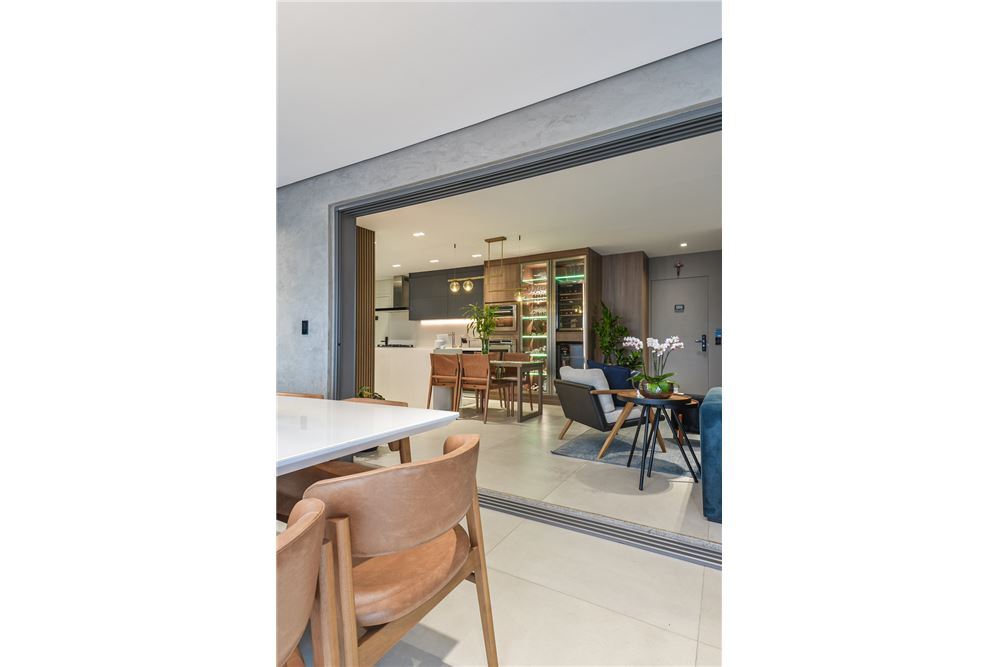 Apartamento à venda com 3 quartos, 131m² - Foto 30