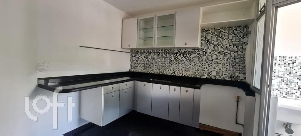 Apartamento à venda com 2 quartos, 70m² - Foto 8