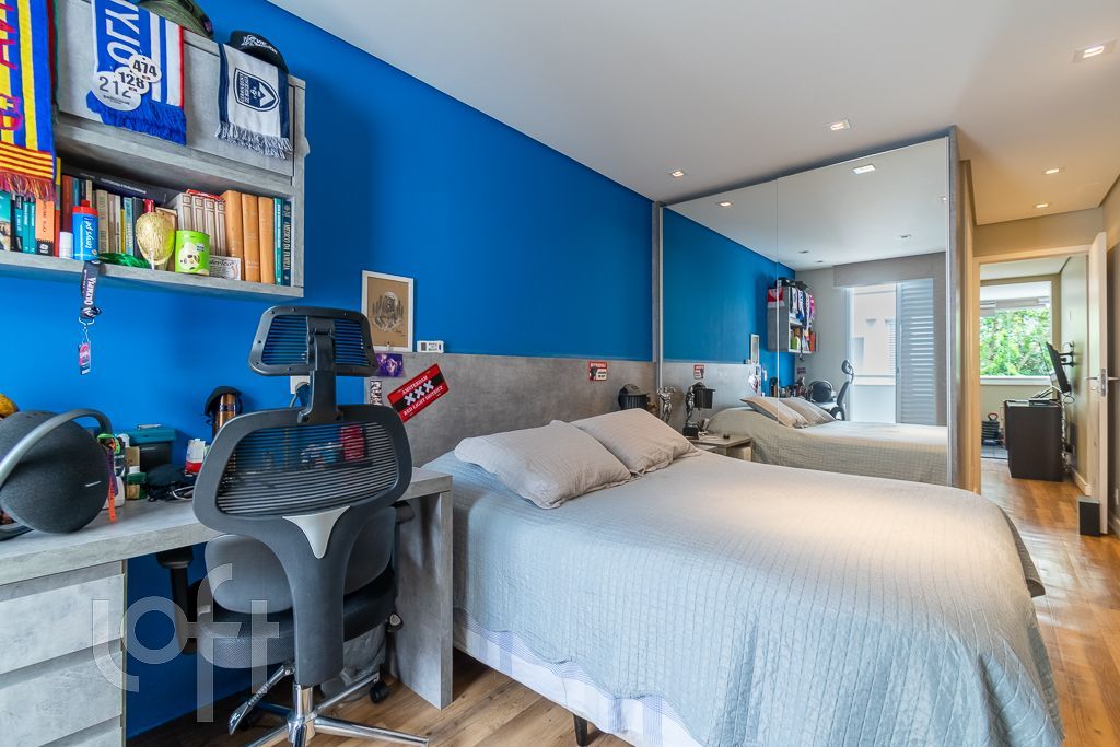 Casa à venda com 4 quartos, 332m² - Foto 34