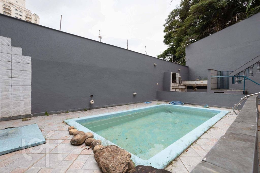 Casa, 4 quartos, 178 m² - Foto 1