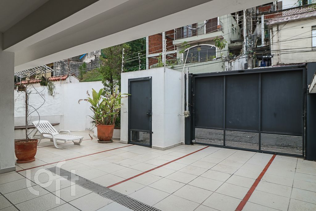 Casa à venda com 4 quartos, 276m² - Foto 35