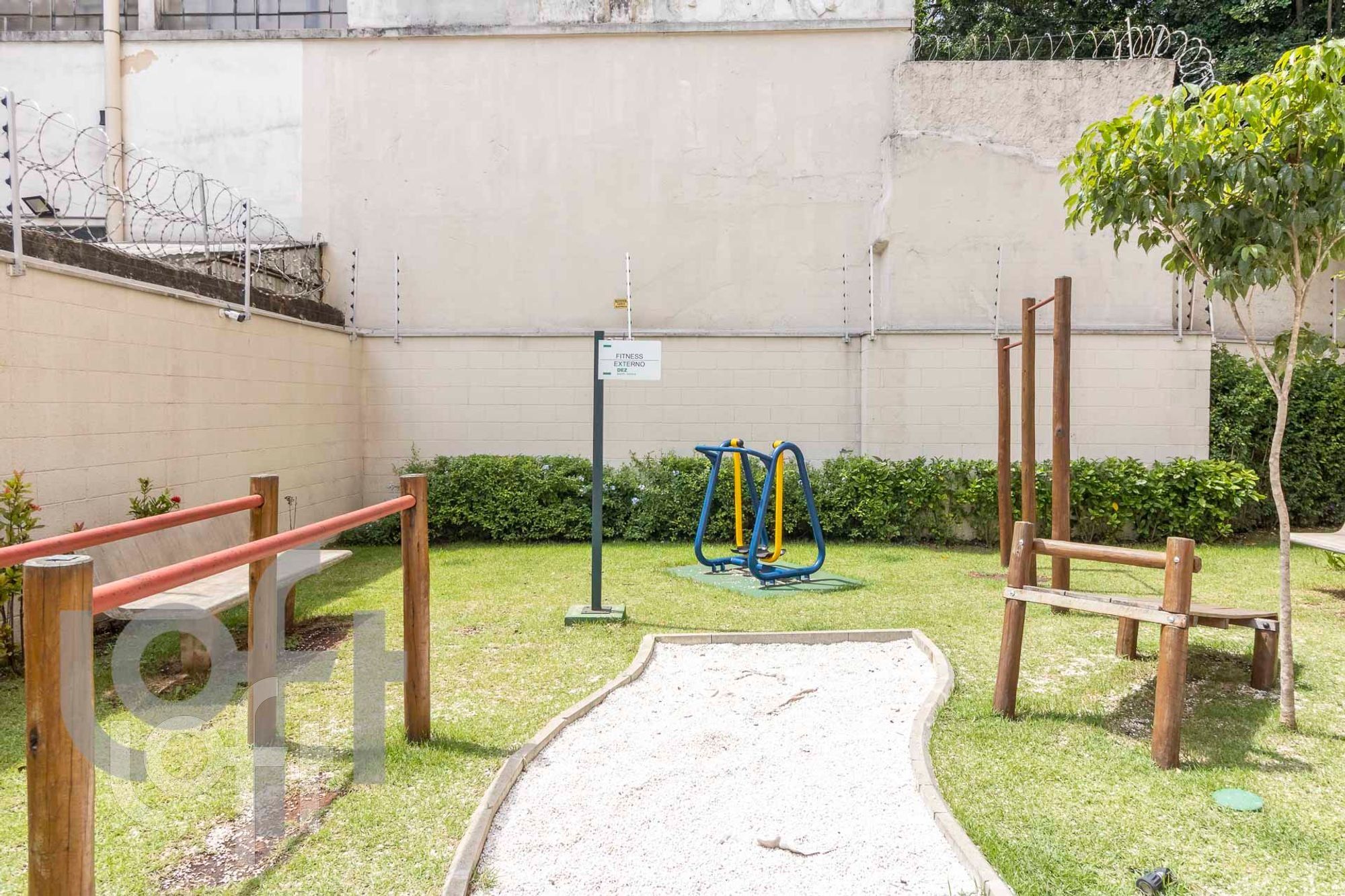 Apartamento à venda com 2 quartos, 43m² - Foto 24