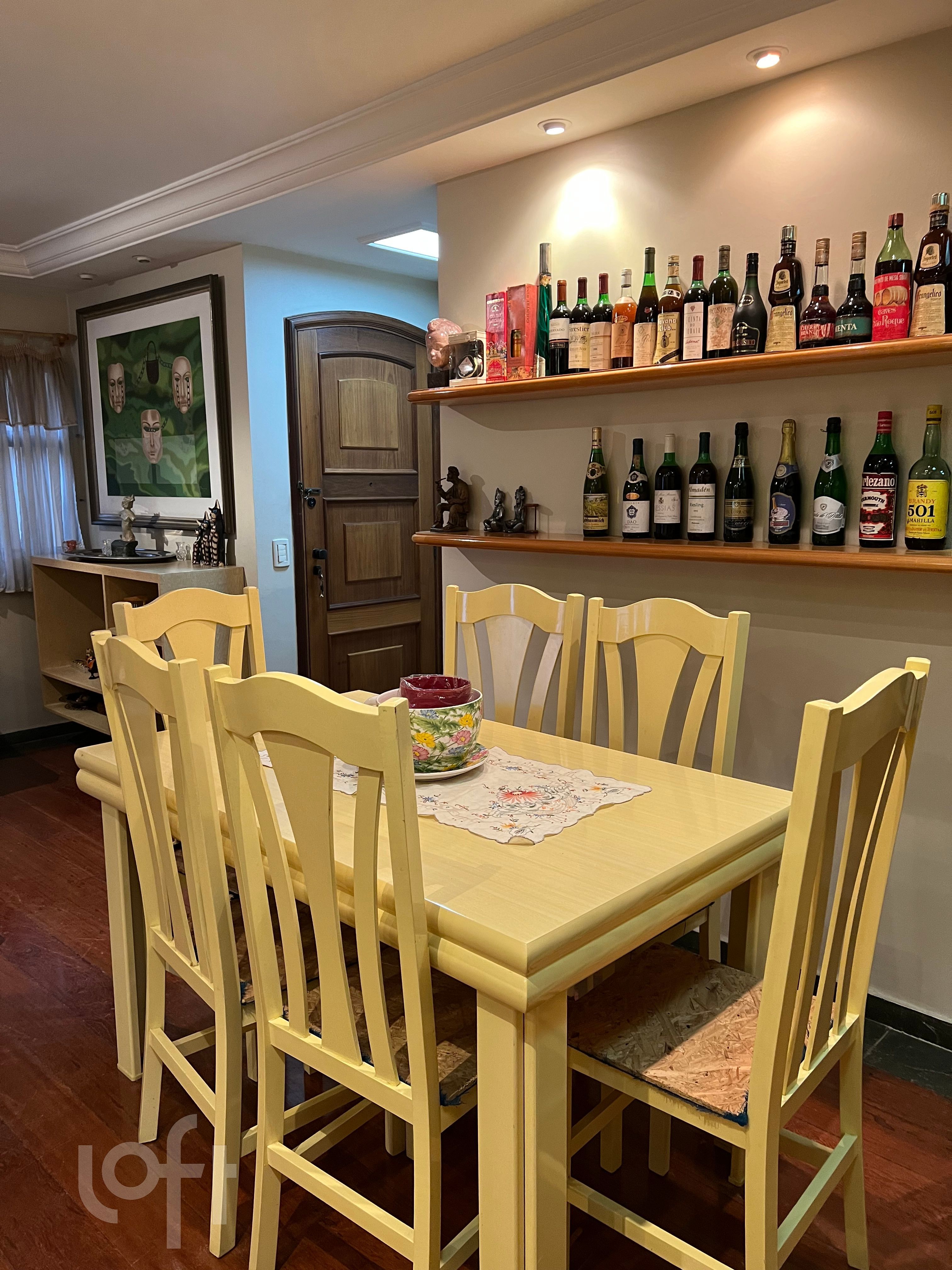 Apartamento à venda com 3 quartos, 135m² - Foto 3