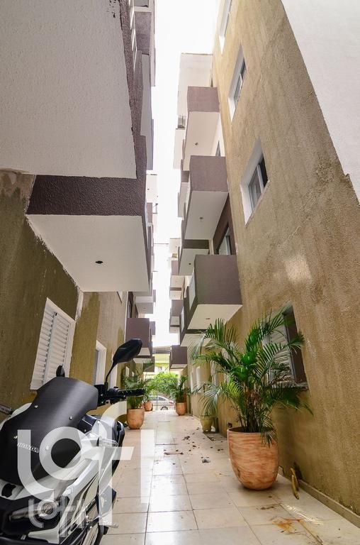 Apartamento à venda com 2 quartos, 47m² - Foto 15