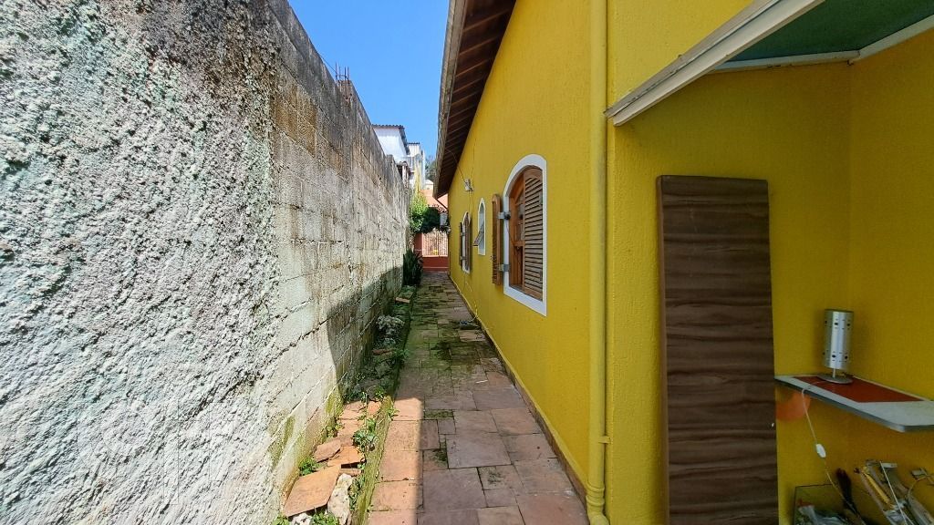 Casa à venda com 3 quartos, 390m² - Foto 16