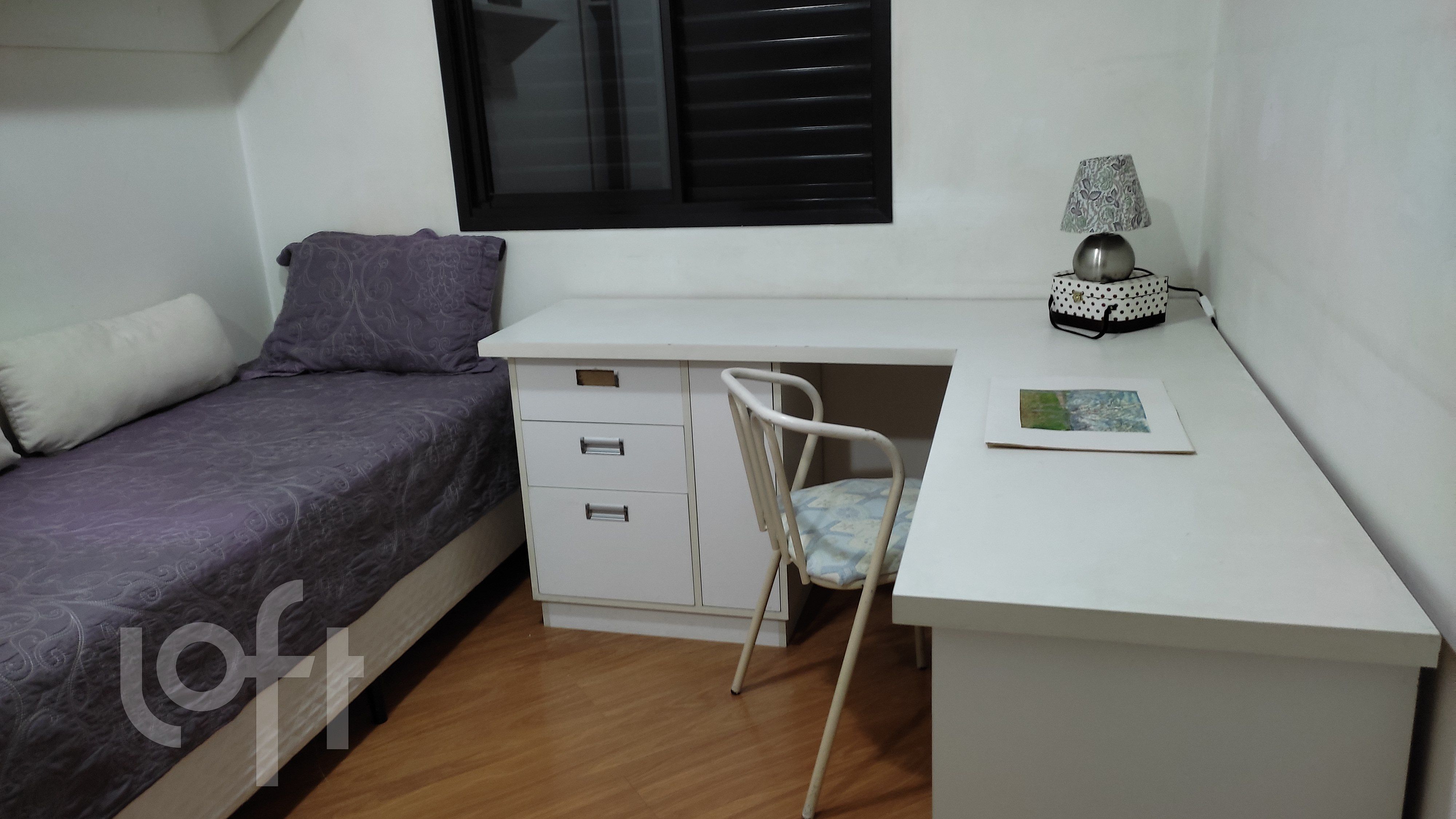 Apartamento à venda com 3 quartos, 75m² - Foto 4