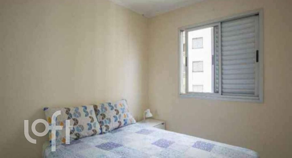 Apartamento à venda com 2 quartos, 42m² - Foto 2
