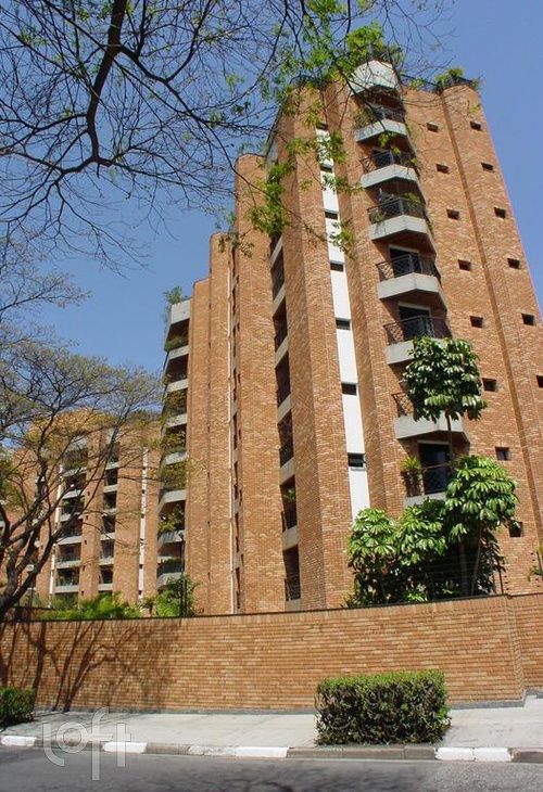 Apartamento à venda com 4 quartos, 310m² - Foto 1