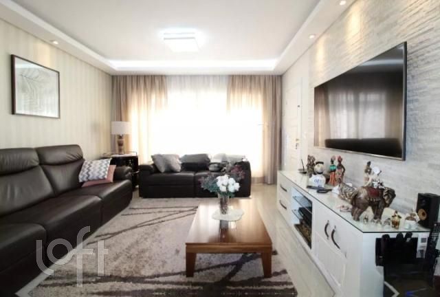 Casa à venda com 3 quartos, 180m² - Foto 1
