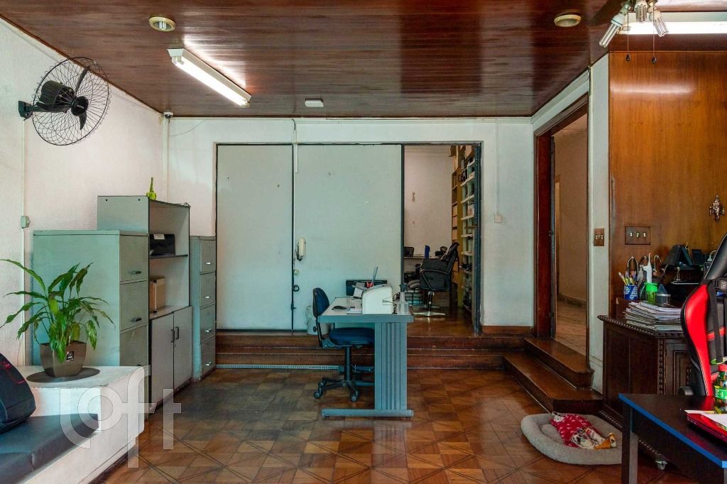 Casa, 4 quartos, 270 m² - Foto 1