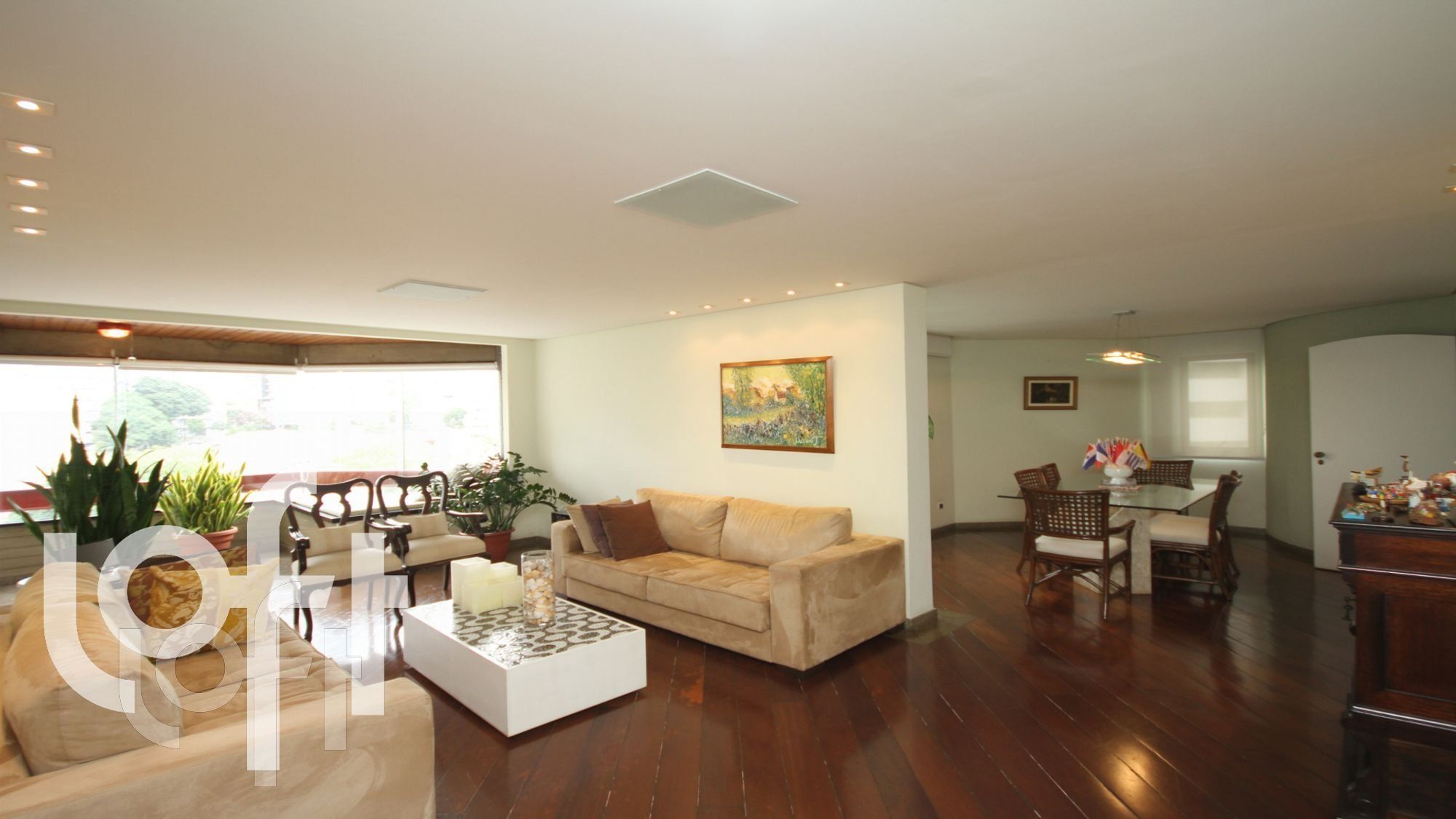 Apartamento à venda com 4 quartos, 190m² - Foto 1