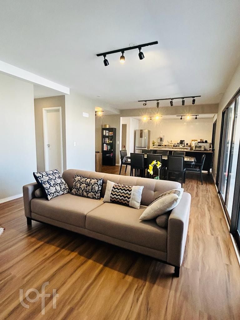 Apartamento à venda com 3 quartos, 158m² - Foto 2