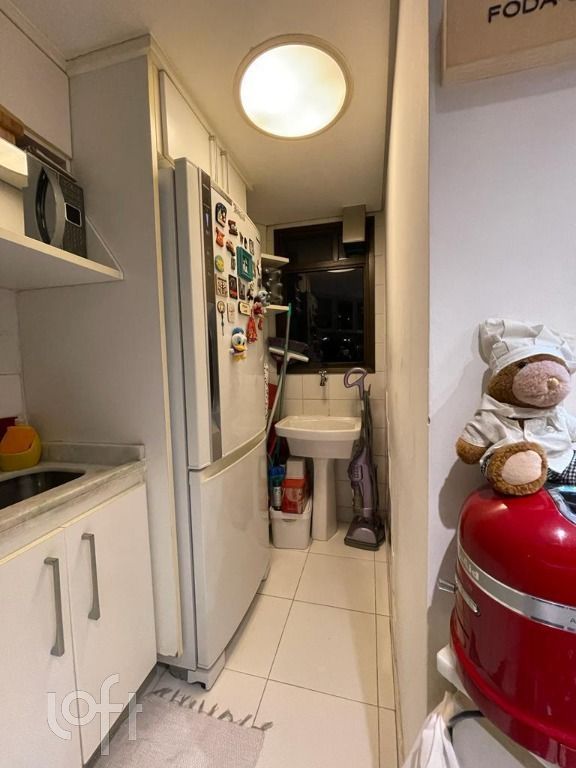 Apartamento à venda com 1 quarto, 62m² - Foto 13