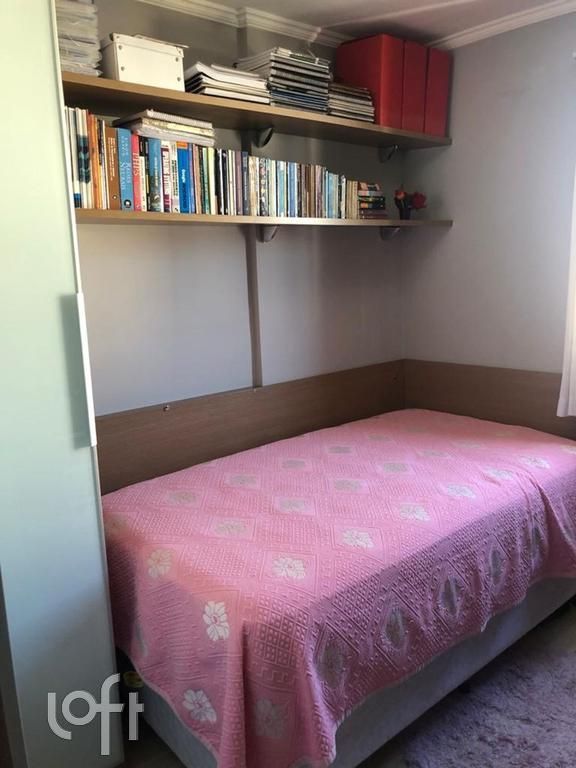 Apartamento à venda com 3 quartos, 74m² - Foto 4