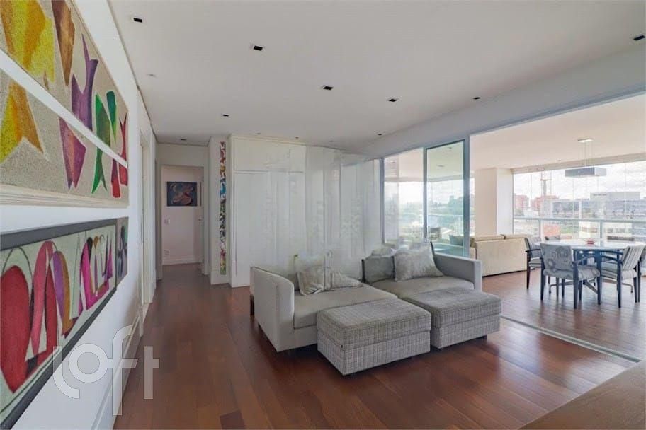 Apartamento à venda com 3 quartos, 180m² - Foto 4