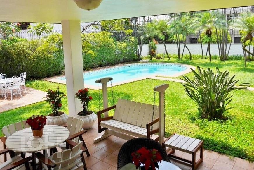 Casa, 4 quartos, 572 m² - Foto 1