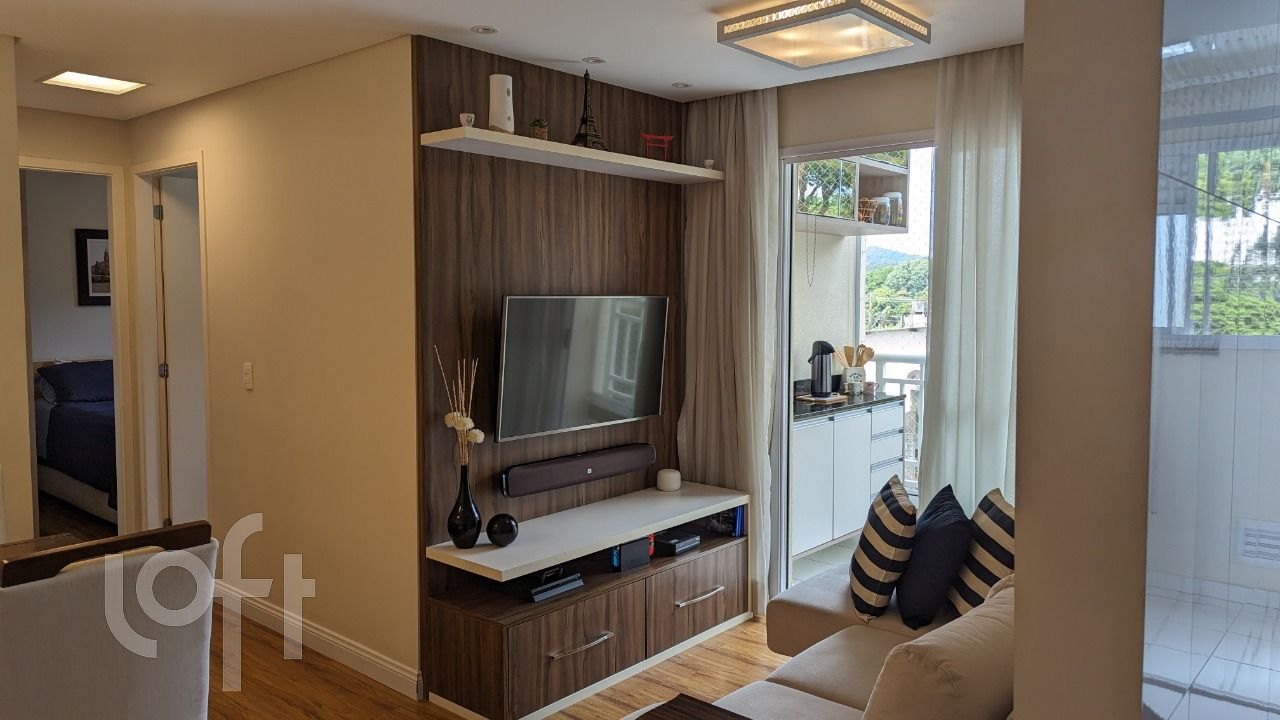 Apartamento à venda com 2 quartos, 50m² - Foto 47