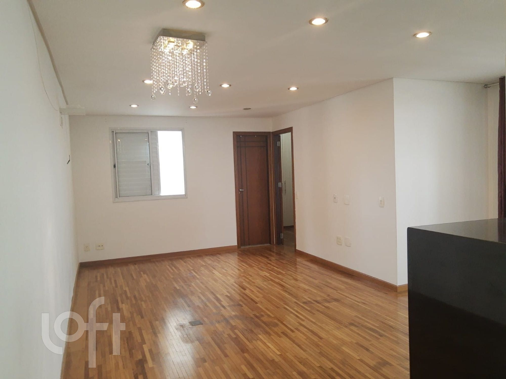 Apartamento à venda com 1 quarto, 56m² - Foto 2