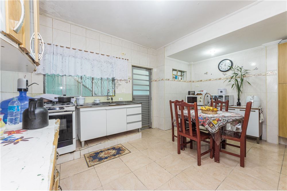 Casa à venda com 5 quartos, 215m² - Foto 29
