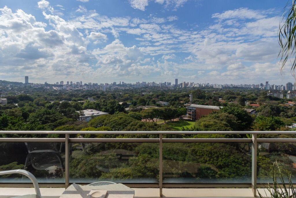 Apartamento à venda com 3 quartos, 190m² - Foto 6