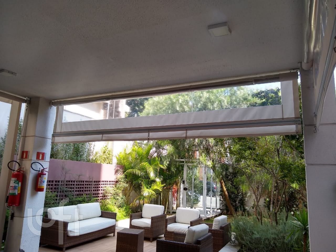 Apartamento à venda com 1 quarto, 34m² - Foto 11