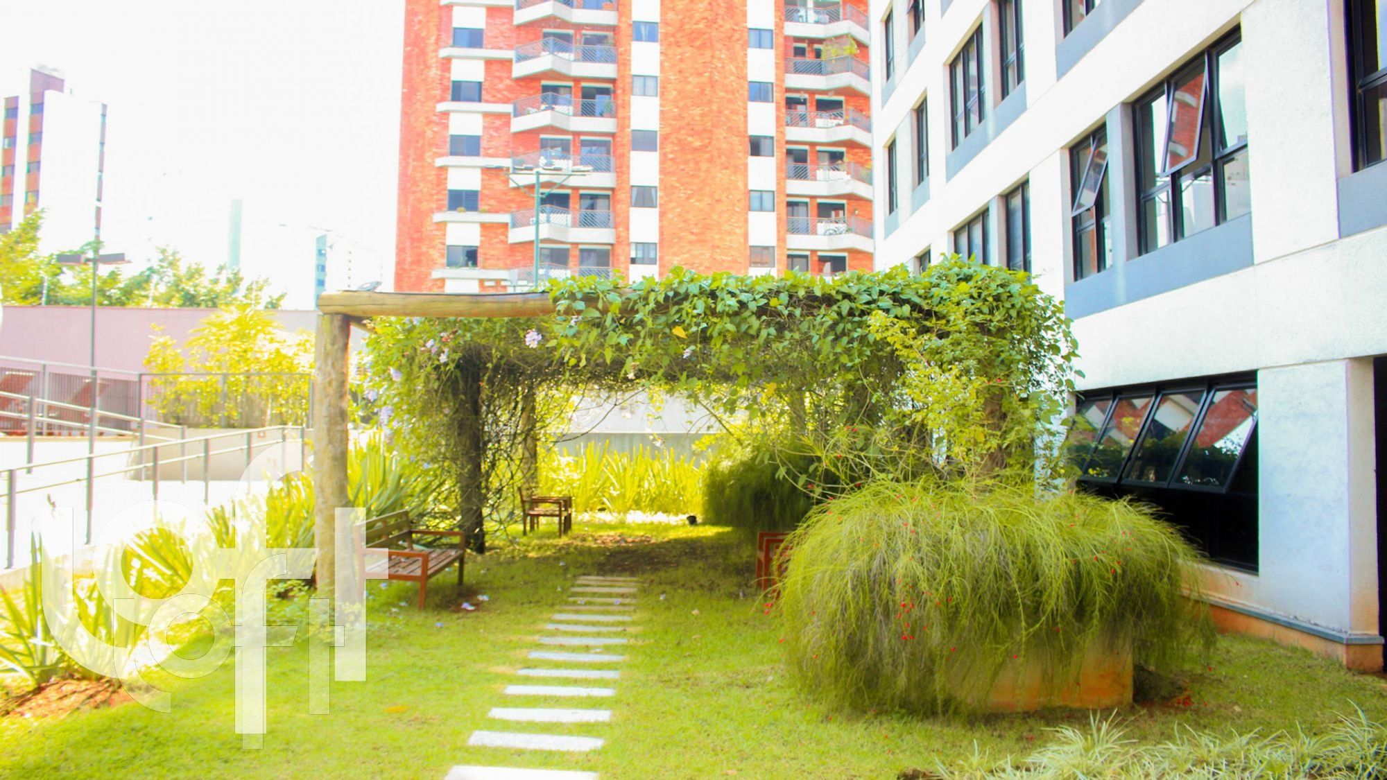 Apartamento à venda com 1 quarto, 140m² - Foto 60