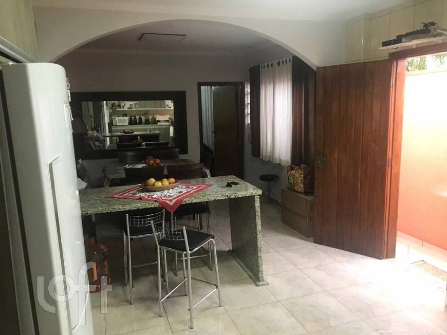 Casa de Condomínio à venda com 5 quartos, 300m² - Foto 10