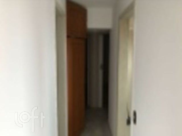 Apartamento à venda com 2 quartos, 58m² - Foto 4