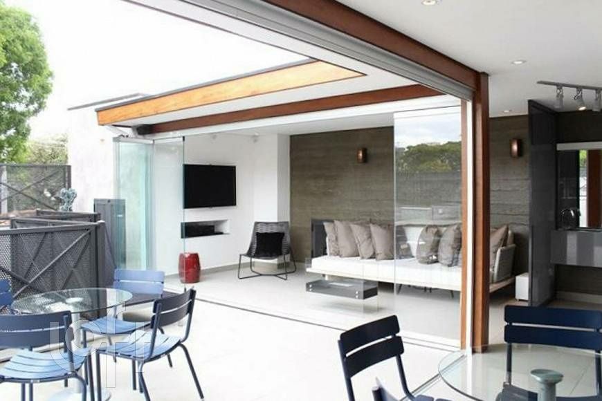 Casa à venda com 4 quartos, 379m² - Foto 4