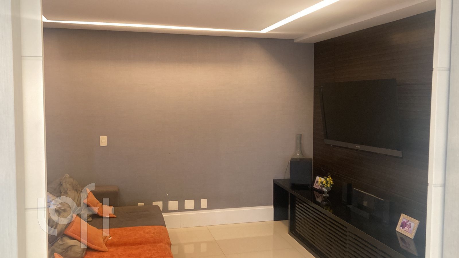 Apartamento à venda com 3 quartos, 213m² - Foto 6