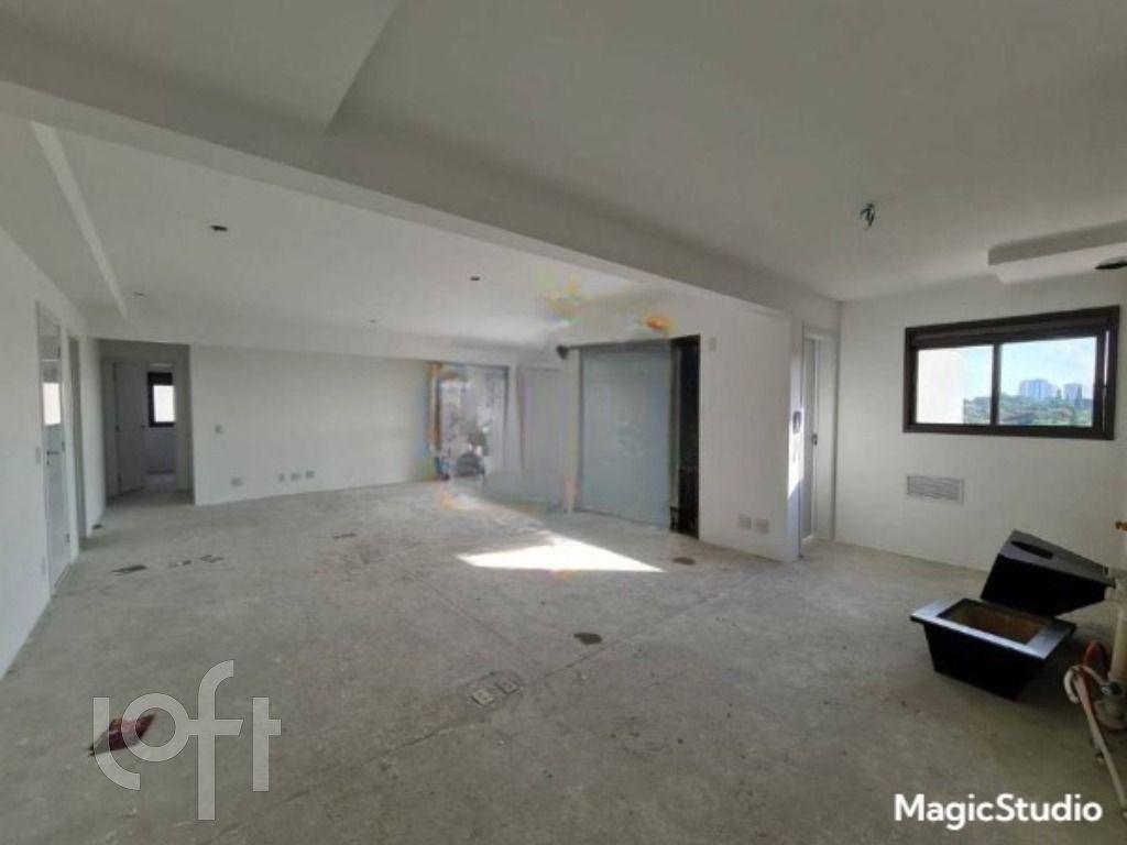 Apartamento à venda com 3 quartos, 153m² - Foto 2