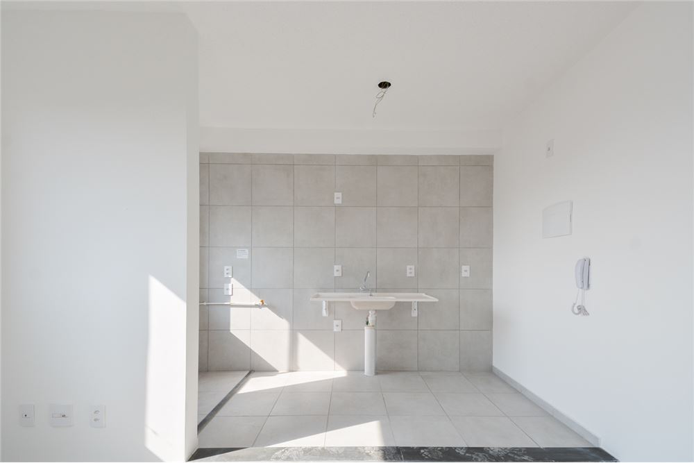 Apartamento, 1 quarto, 29 m² - Foto 2